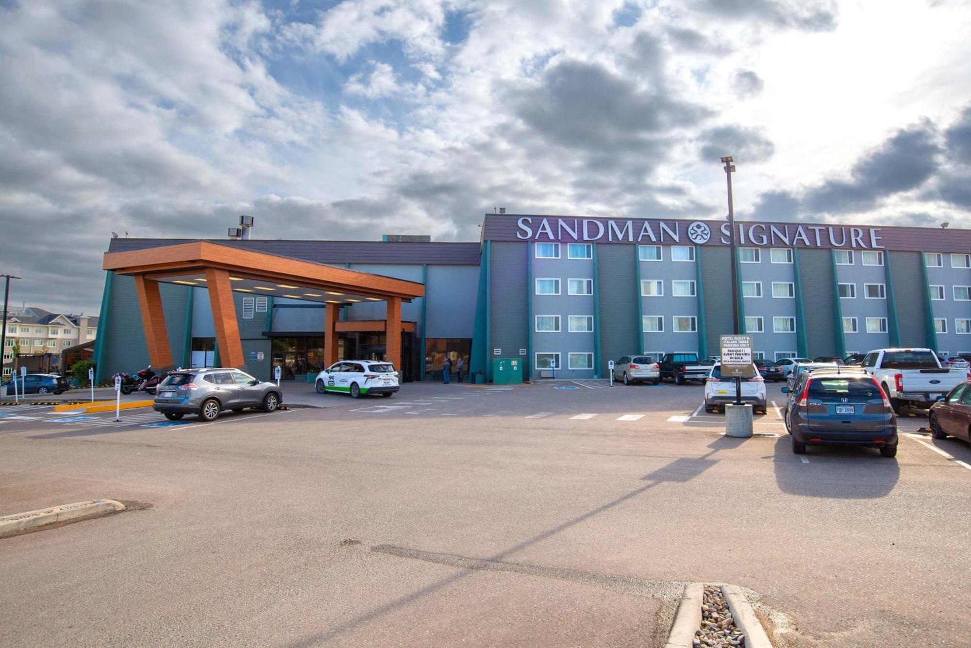 Sandman Signature Lethbridge Lodge Exteriér fotografie